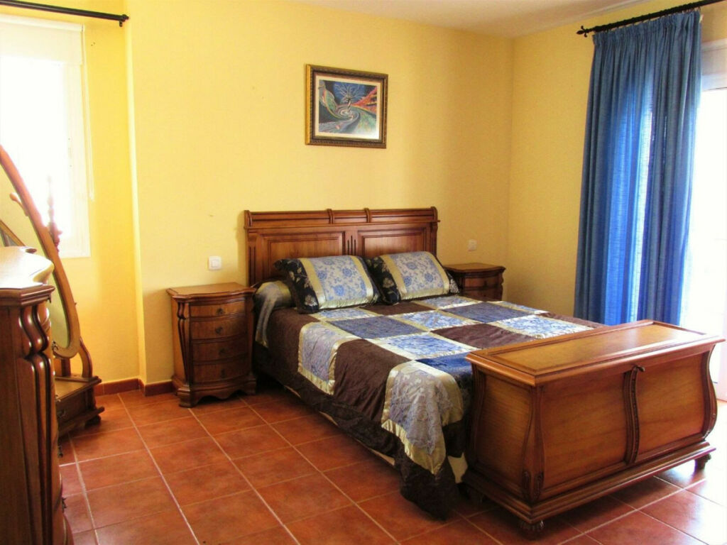 Semi-Detached House San Pedro de Alcántara Málaga - image 12
