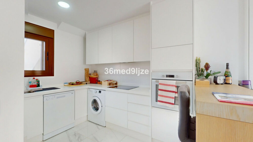 Middle Floor Apartment Dolores de Pacheco Murcia - image 12
