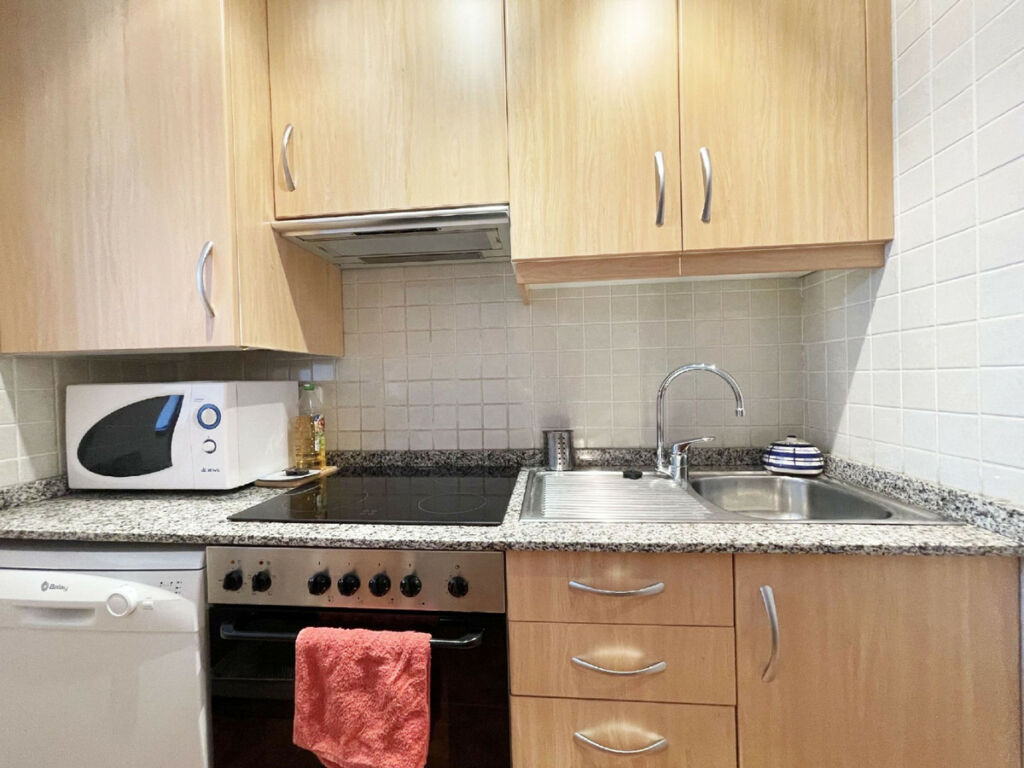 Middle Floor Apartment Calpe Alicante - image 12