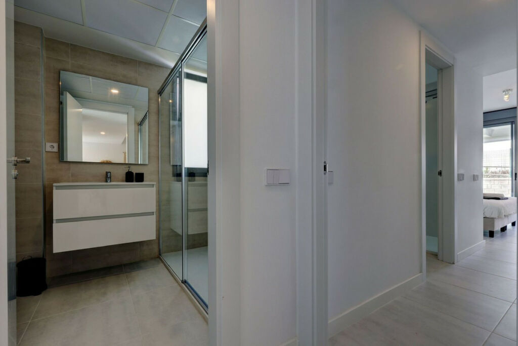 Ground Floor Apartment Estepona Málaga - image 12