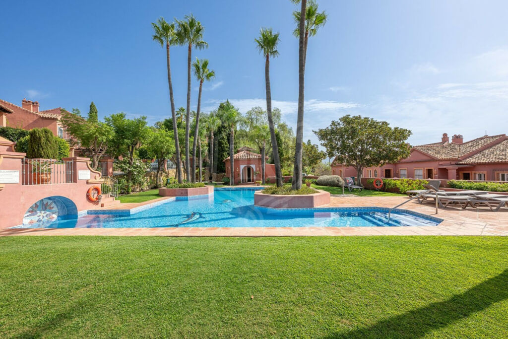 Duplex Monte Halcones Málaga - image 12