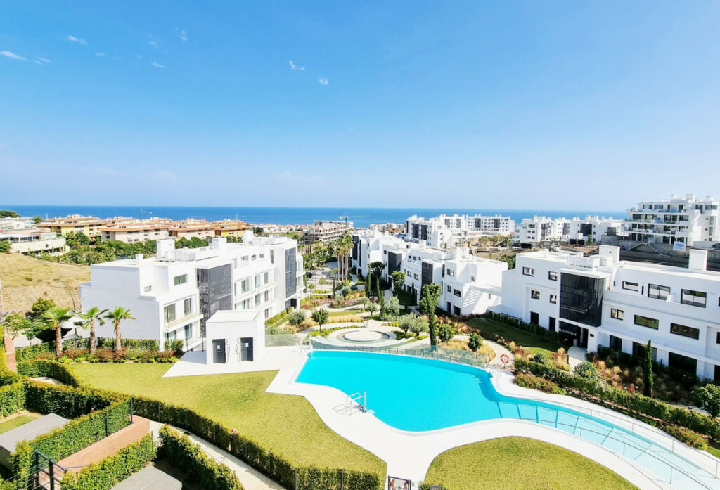 Penthouse Fuengirola Málaga - image 12