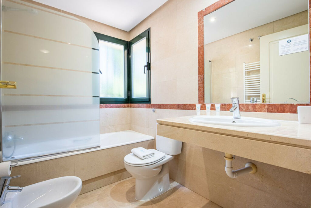 Ground Floor Apartment Nueva Andalucía Málaga - image 12