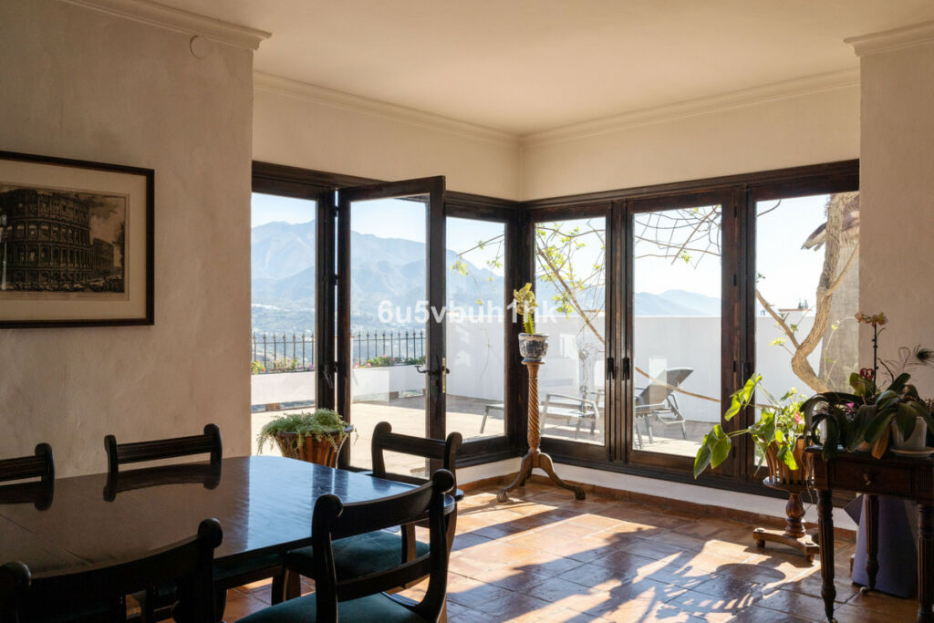 Detached Villa Torrox Málaga - image 12