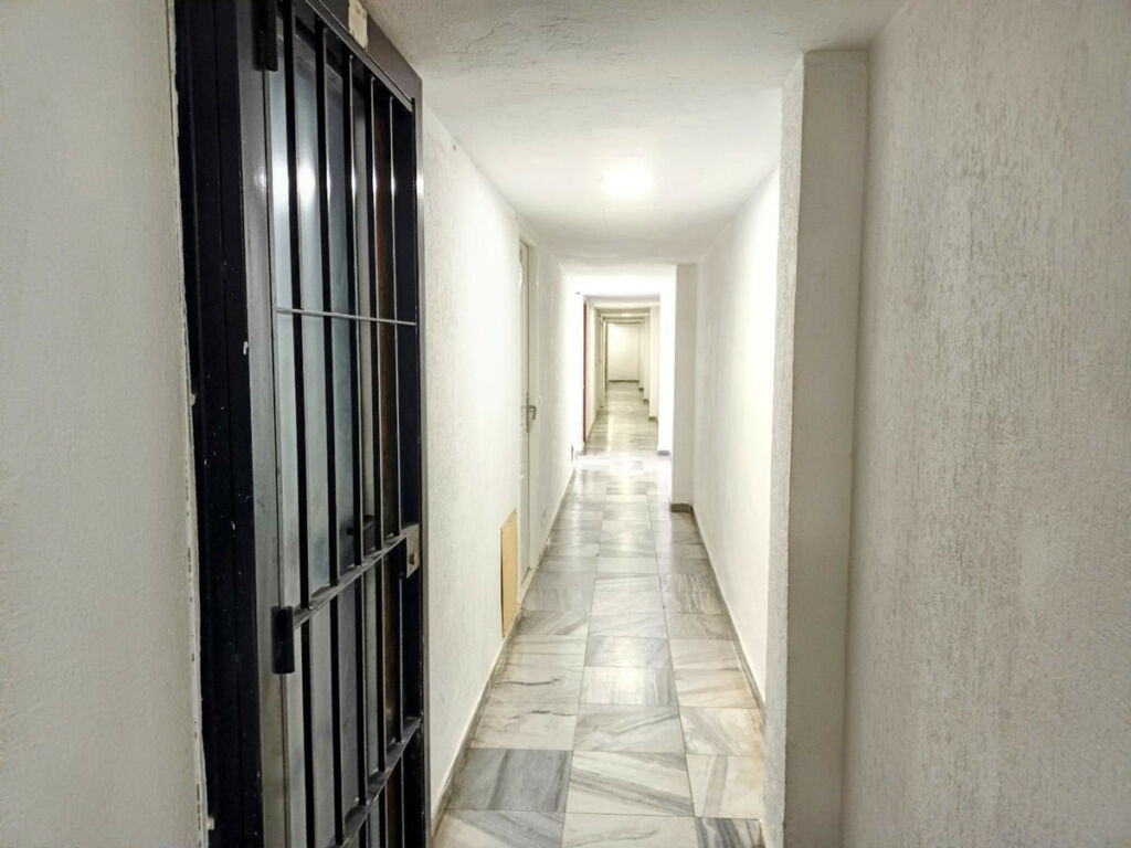 Middle Floor Studio Torremolinos Centro Málaga - image 12