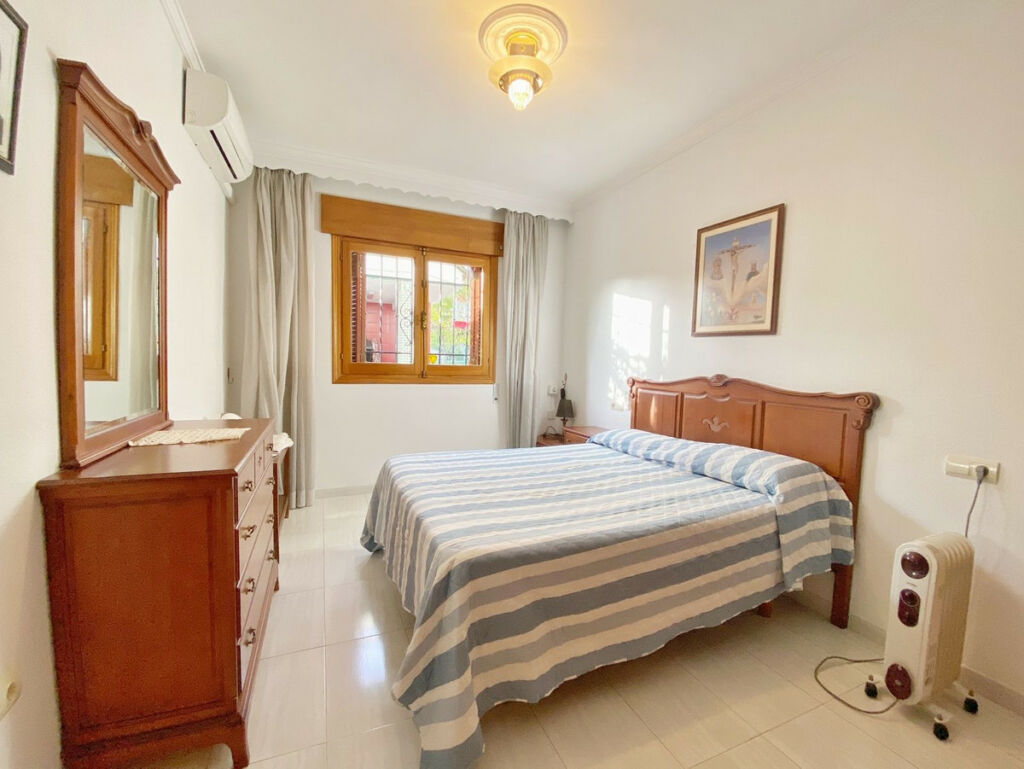 Detached Villa Marbella Málaga - image 12