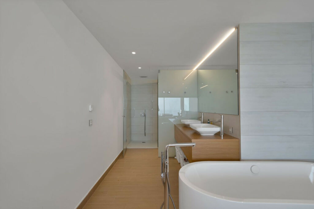 Penthouse Fuengirola Málaga - image 12
