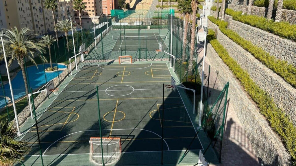 Middle Floor Apartment Benidorm Alicante - image 12