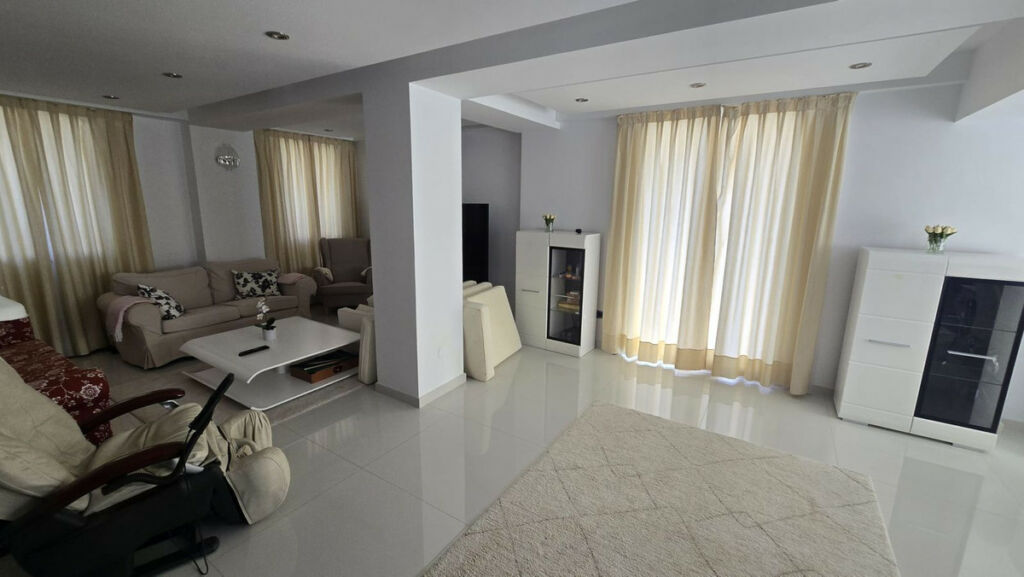 Detached Villa Cabo Roig Alicante - image 12