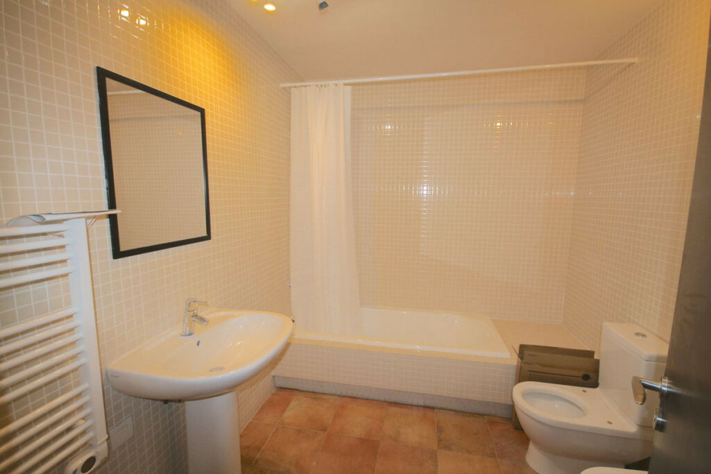 Semi-Detached House Benahavís Málaga - image 12