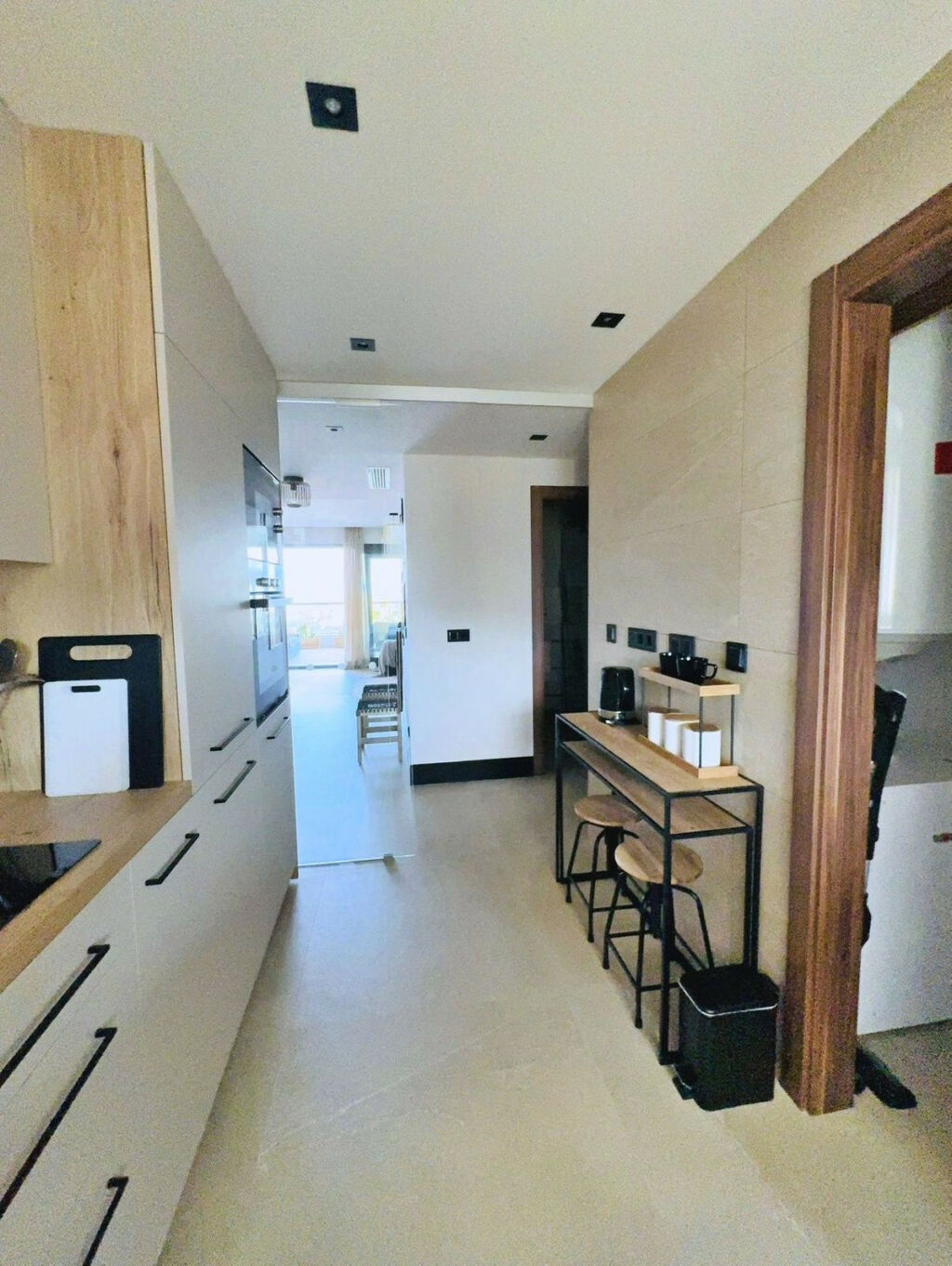 Middle Floor Apartment Nueva Andalucía Málaga - image 12