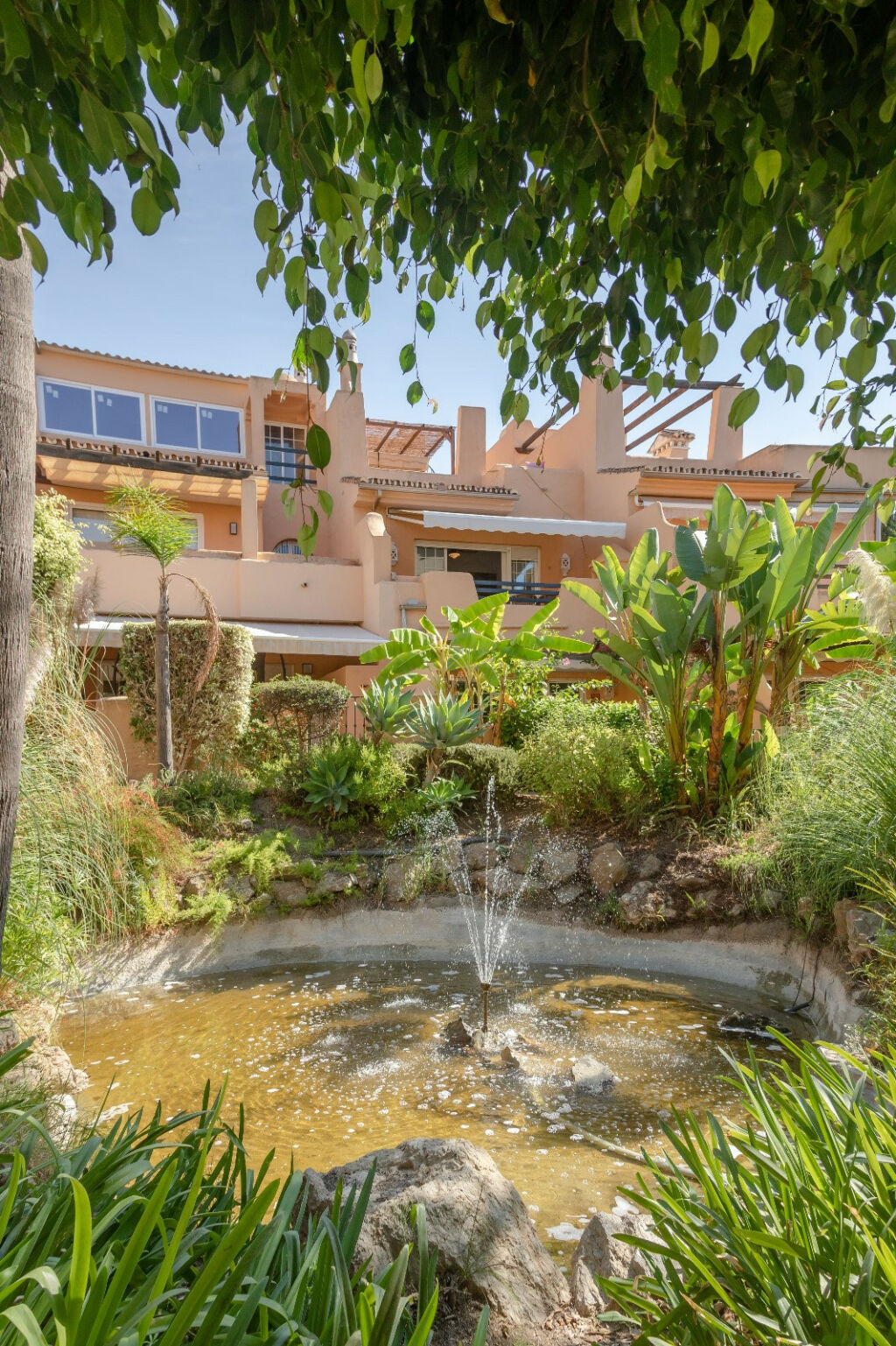 Townhouse The Golden Mile Málaga - image 11