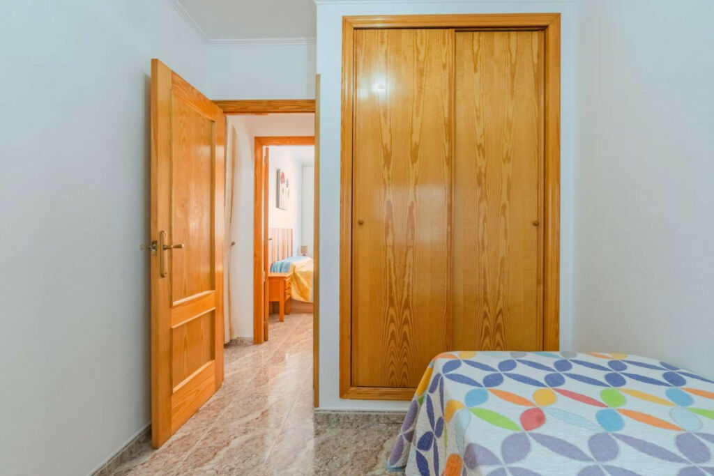 Middle Floor Apartment Playa Del Cura Alicante - image 12