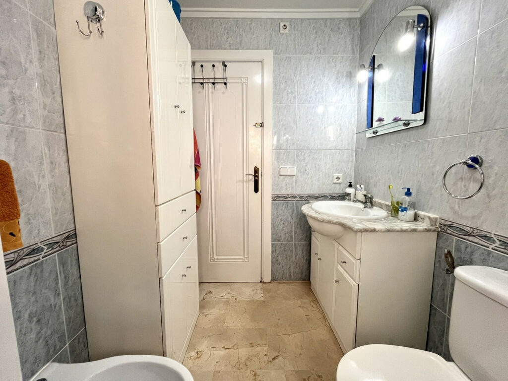 Ground Floor Apartment Playa Flamenca Alicante - image 12