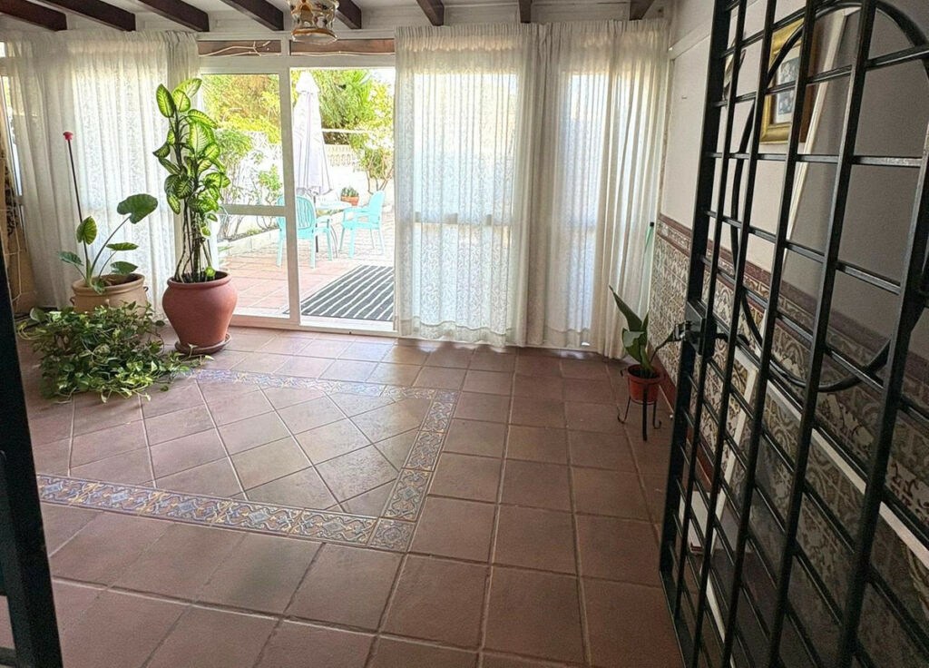 Townhouse Arroyo de la Miel Málaga - image 12