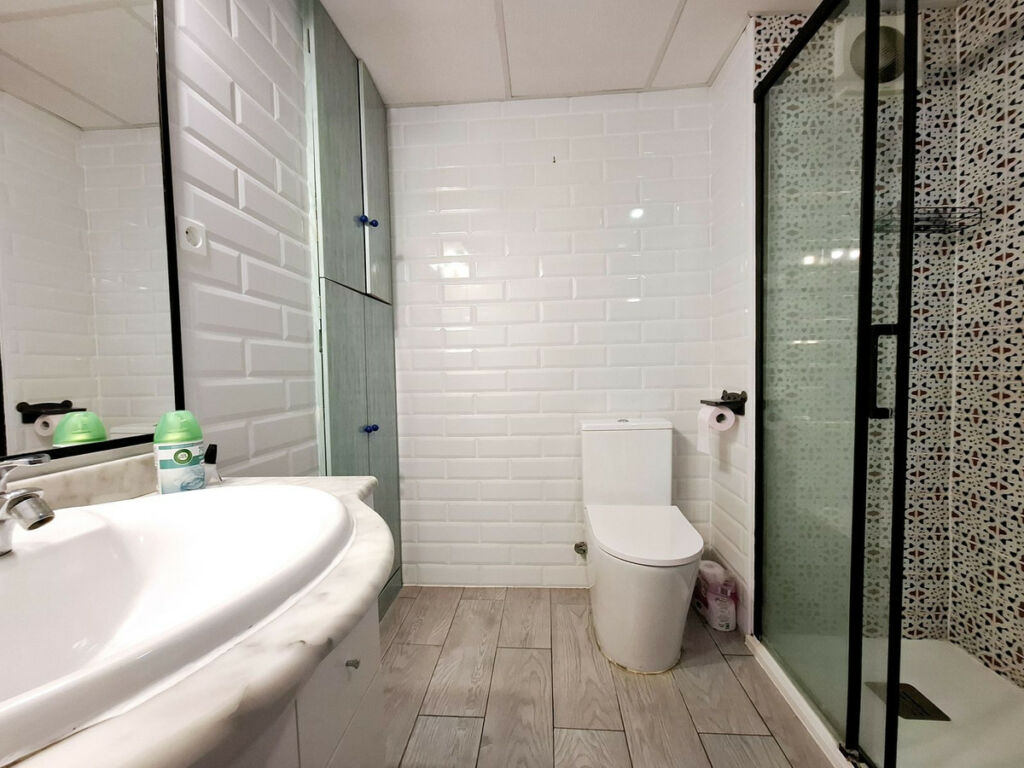 Top Floor Apartment Fuengirola Málaga - image 12