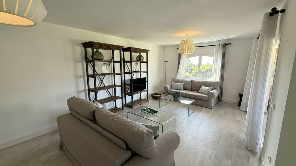 Middle Floor Apartment Guadalmina Alta Málaga - image 12