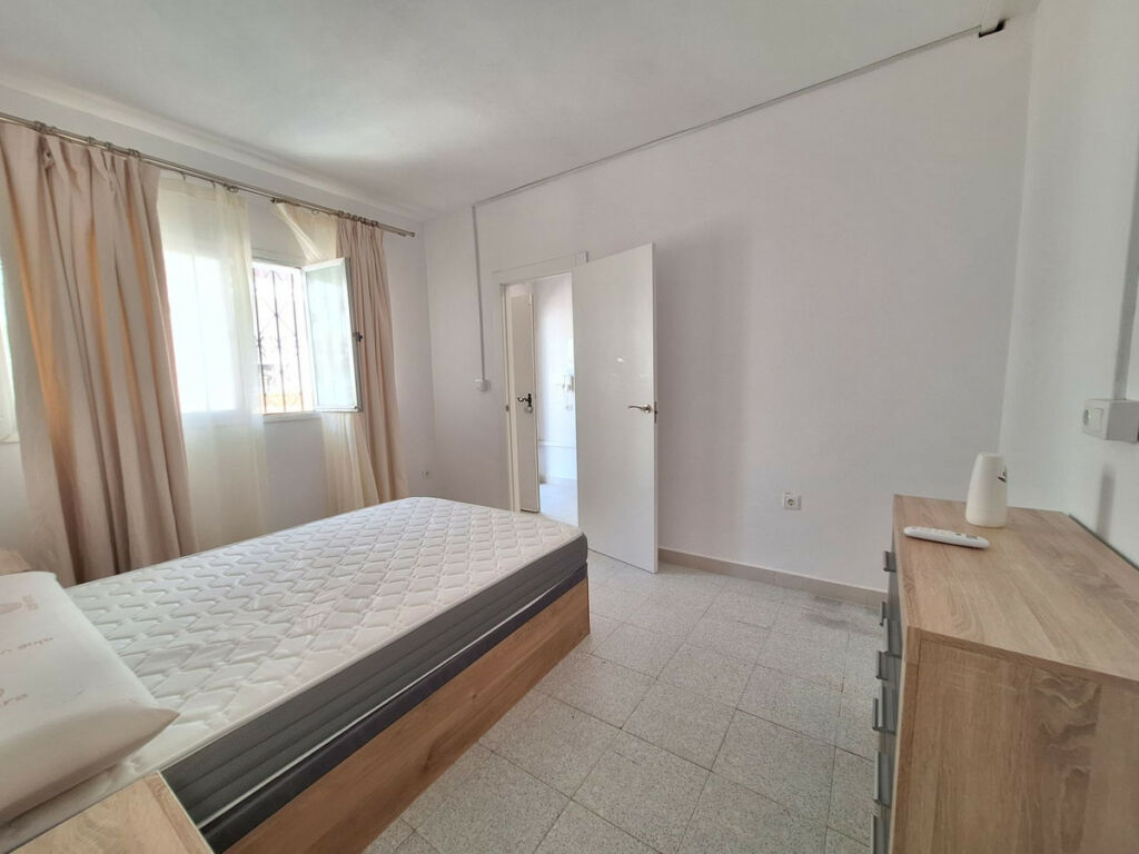 Semi-Detached House San Enrique Cádiz - image 13