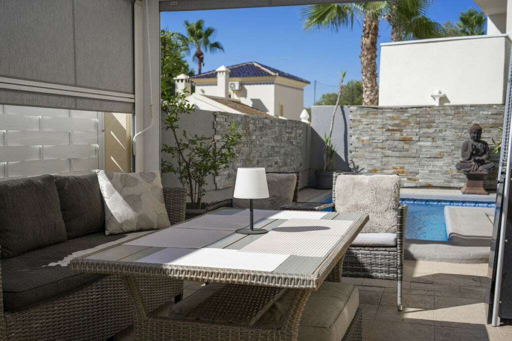 Detached Villa Las Ramblas Golf Alicante - image 12