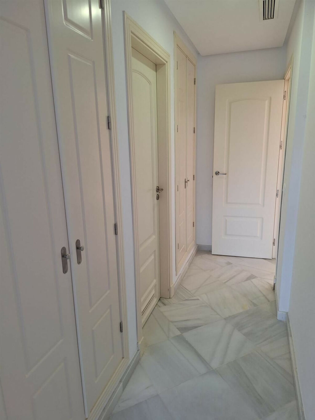 Ground Floor Apartment La Duquesa Málaga - image 12