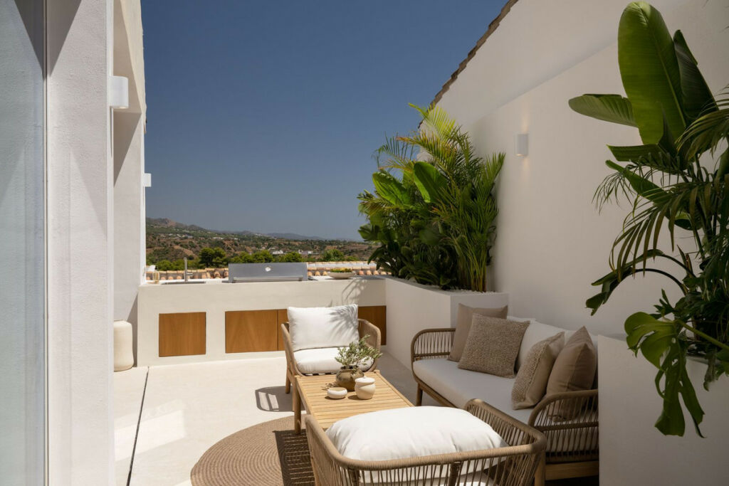Townhouse Nueva Andalucía Málaga - image 12