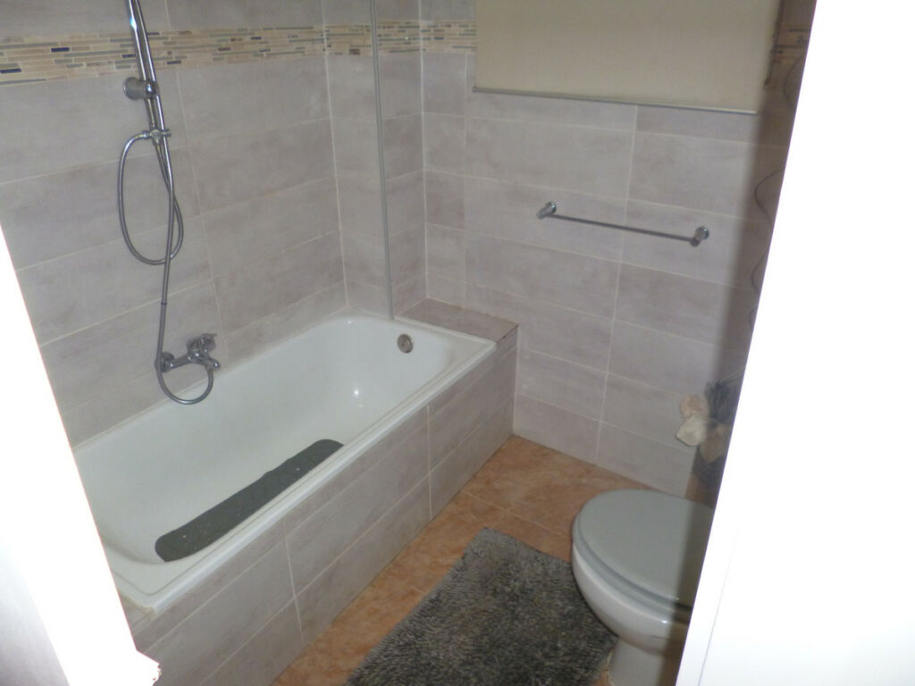 Detached Villa Playa Flamenca Alicante - image 12