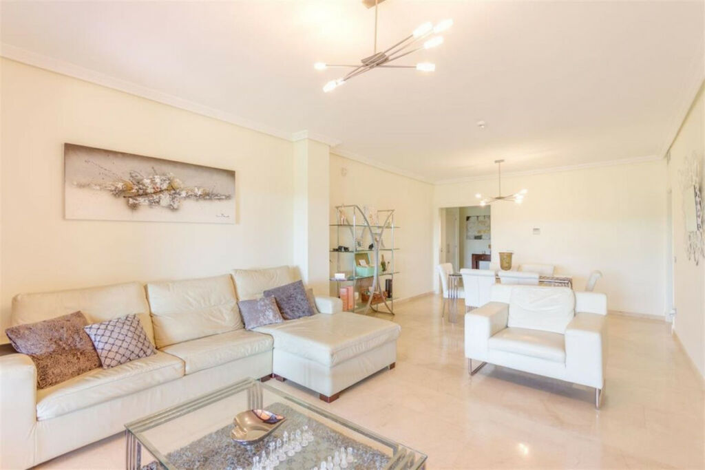 Ground Floor Apartment Casares Playa Málaga - image 12