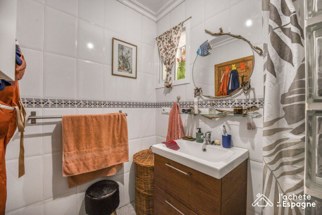 Detached Villa Canillas de Aceituno Málaga - image 12