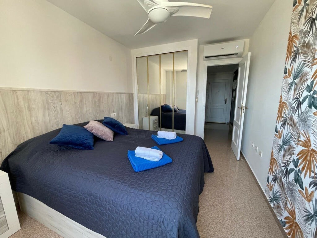 Middle Floor Apartment El Campello Alicante - image 12