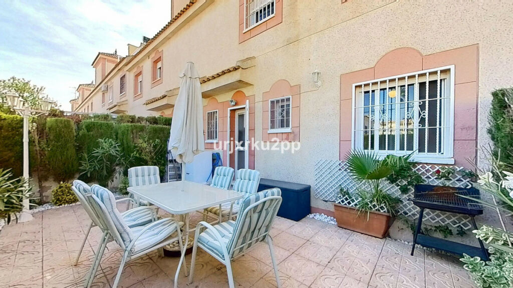 Bungalow Playa Flamenca Alicante - image 12