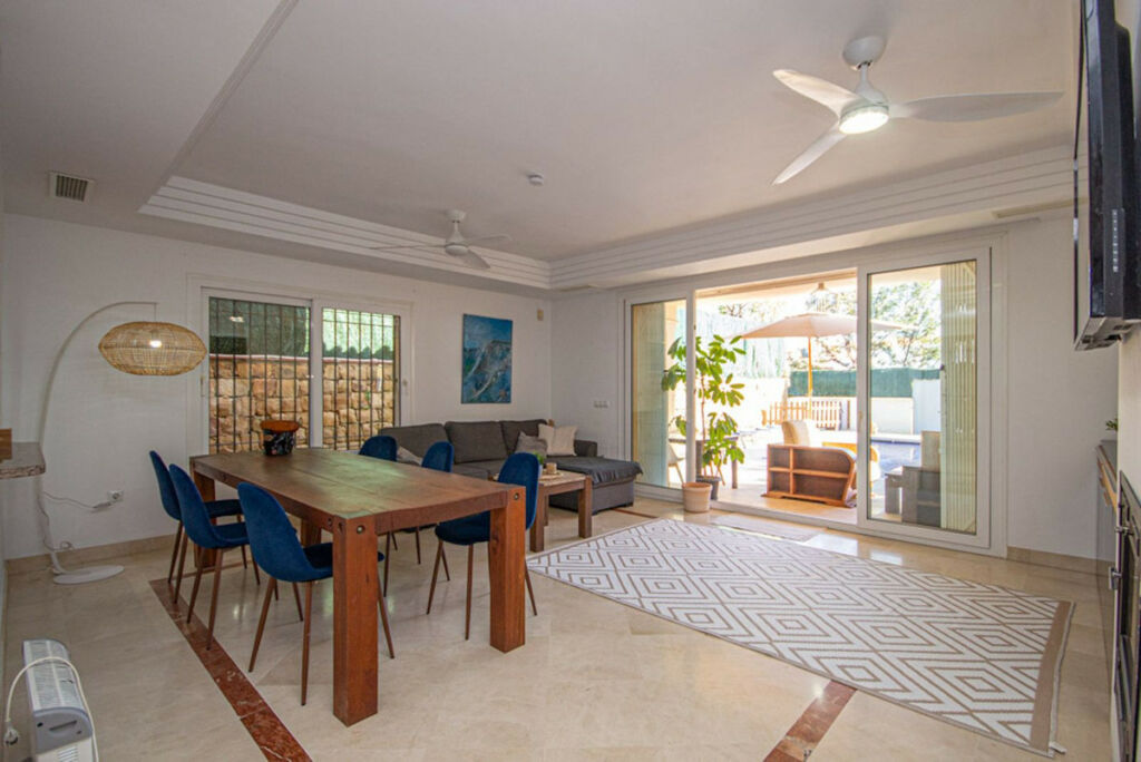 Semi-Detached House Riviera del Sol Málaga - image 12