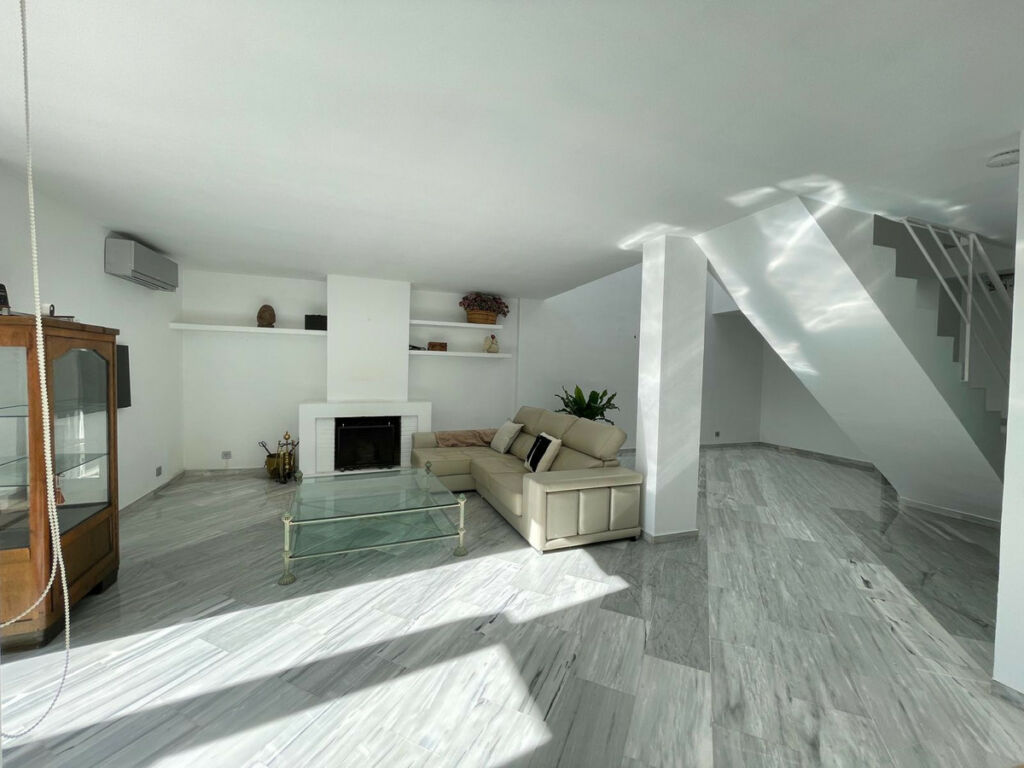 Townhouse Estepona Málaga - image 12
