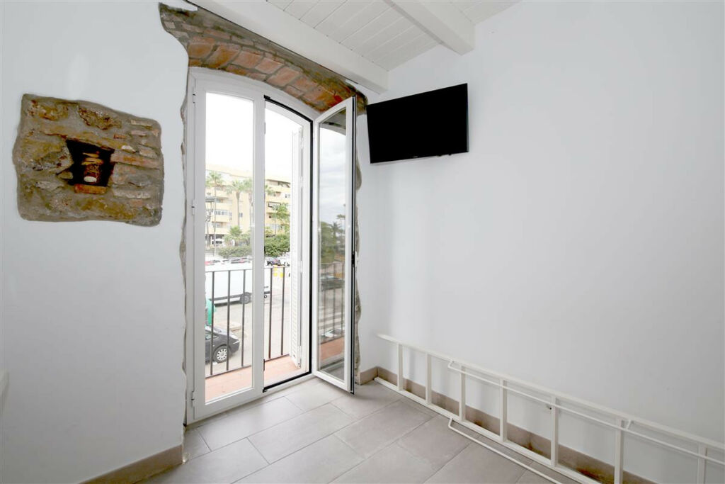 Penthouse Estepona Málaga - image 12