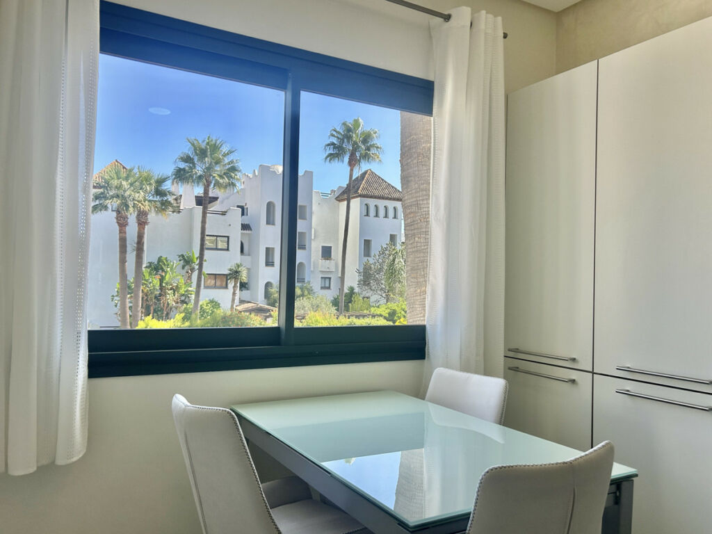 Middle Floor Apartment Sotogrande Costa Cádiz - image 12