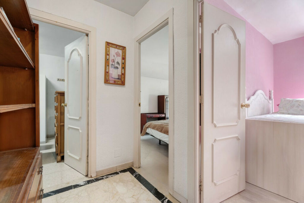 Middle Floor Apartment Marbella Málaga - image 13