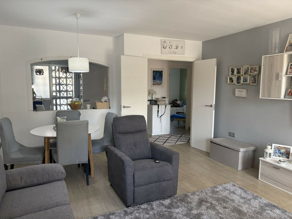 Ground Floor Apartment Calahonda Málaga - image 2
