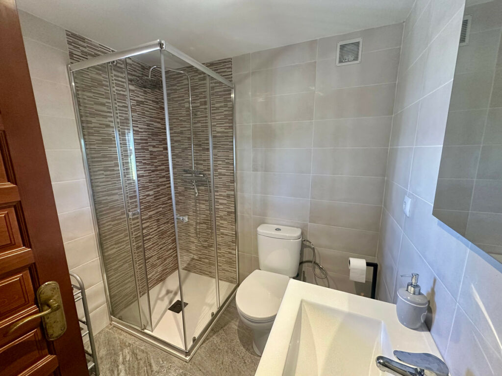 Detached Villa Manilva Málaga - image 13