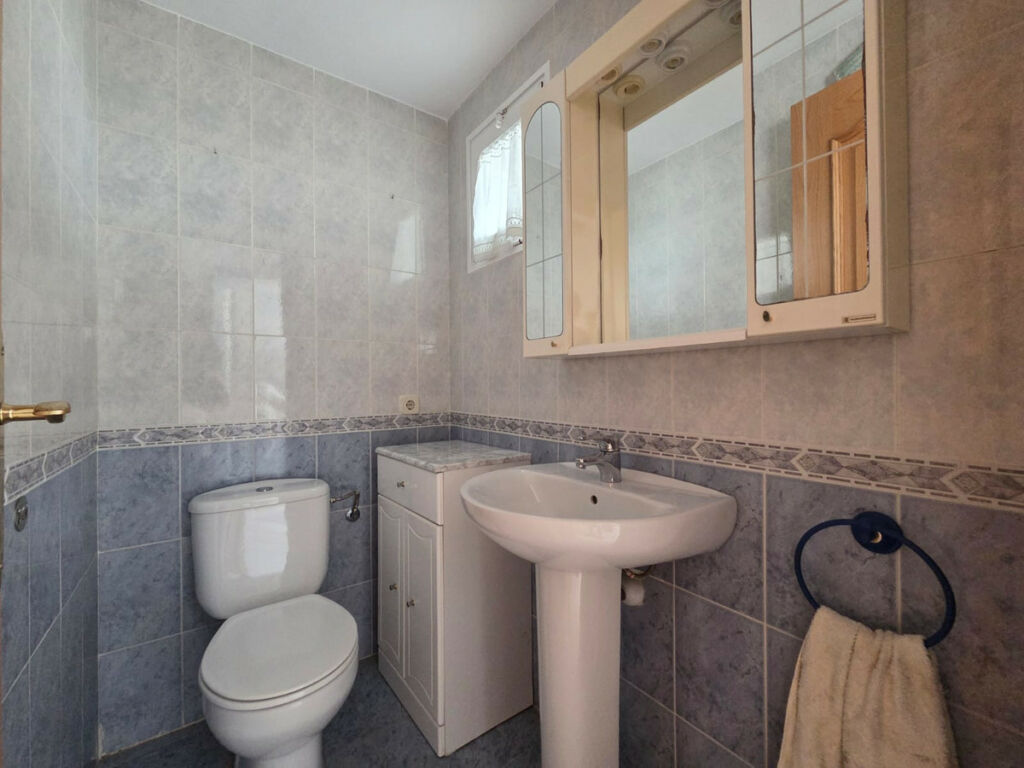 Semi-Detached House The Golden Mile Málaga - image 13