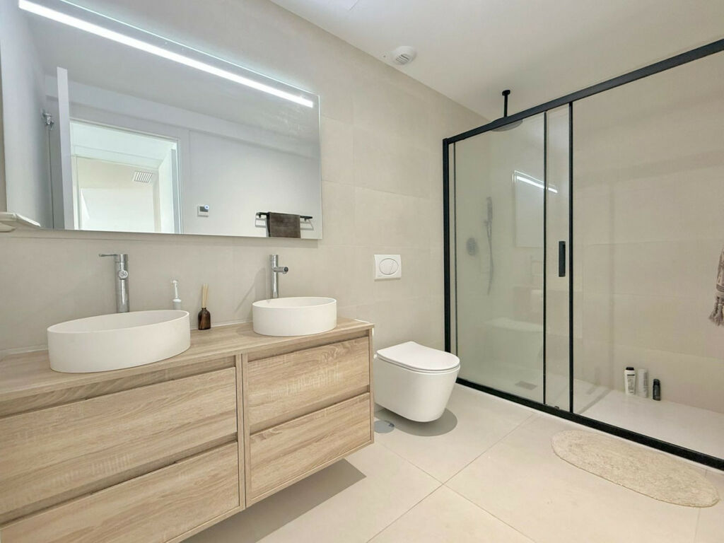 Ground Floor Apartment Higueron Málaga - image 13