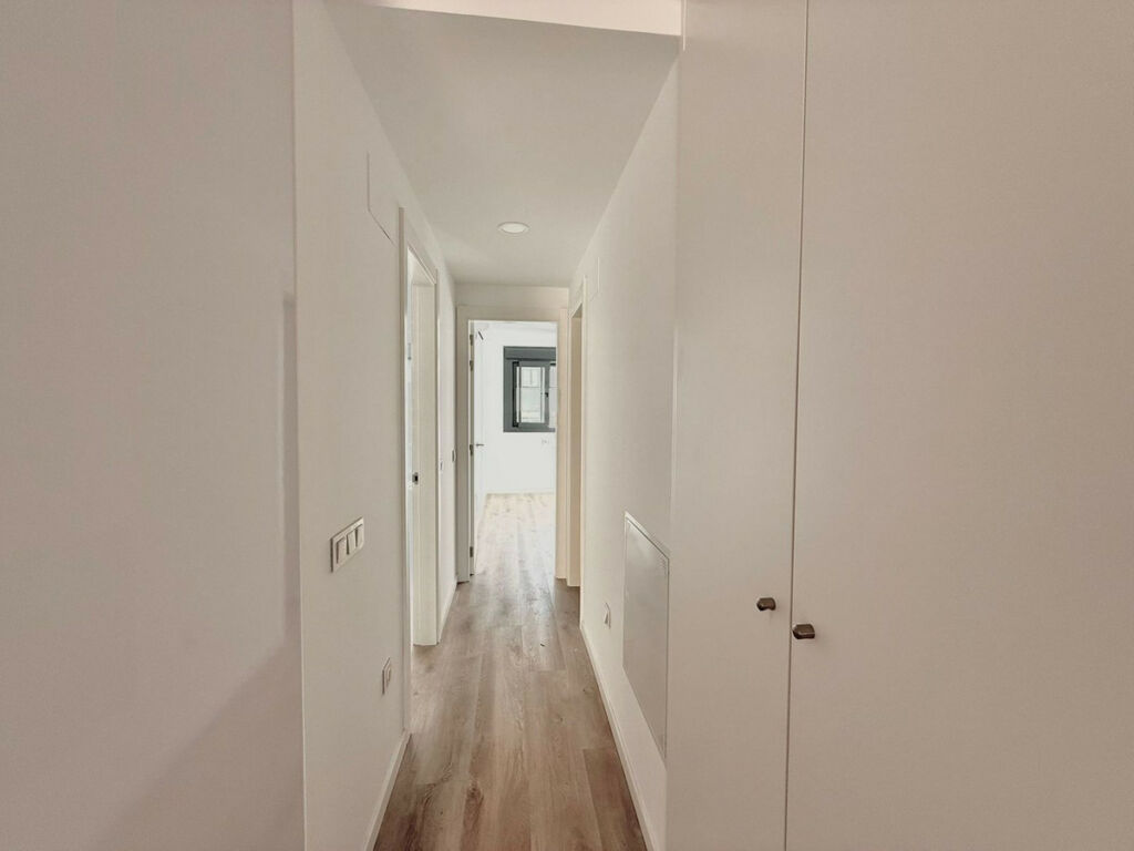 Middle Floor Apartment Fuengirola Málaga - image 13