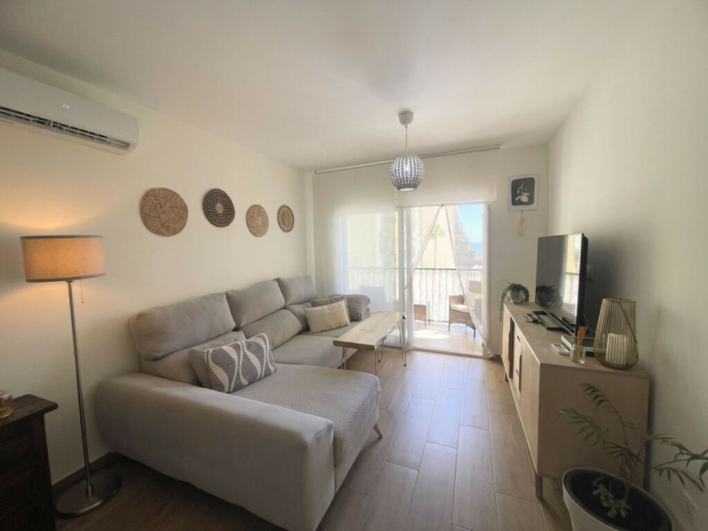 Middle Floor Apartment Los Boliches Málaga - image 11