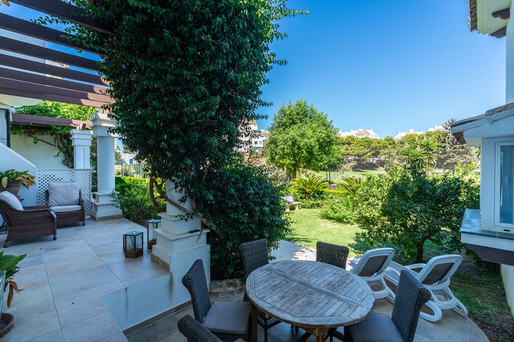 Townhouse Riviera del Sol Málaga - image 13