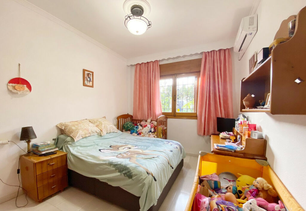 Detached Villa Marbella Málaga - image 13