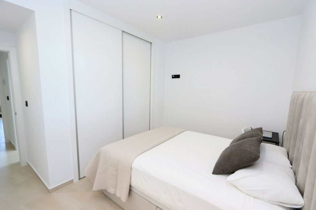 Middle Floor Apartment Los Alcazares Murcia - image 13