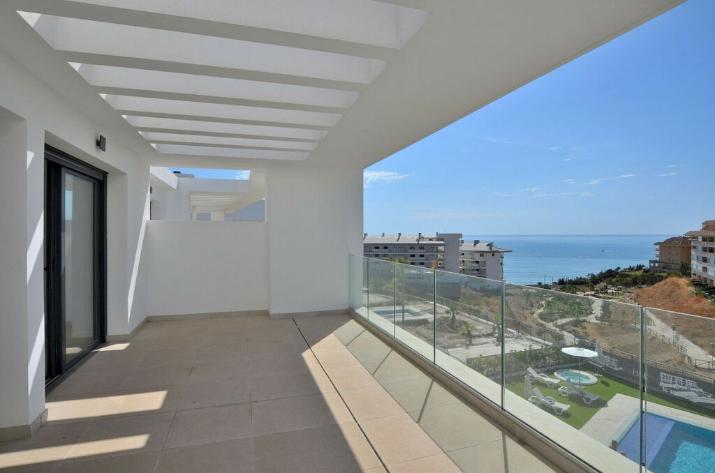 Penthouse Fuengirola Málaga - image 13