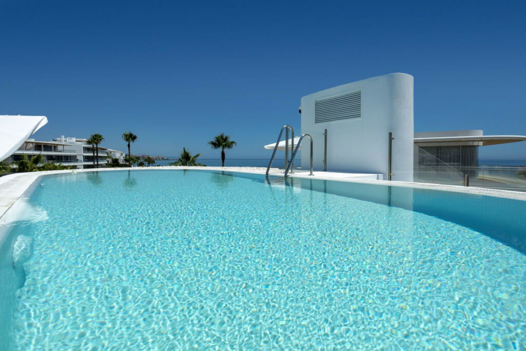 Penthouse Estepona Málaga - image 13