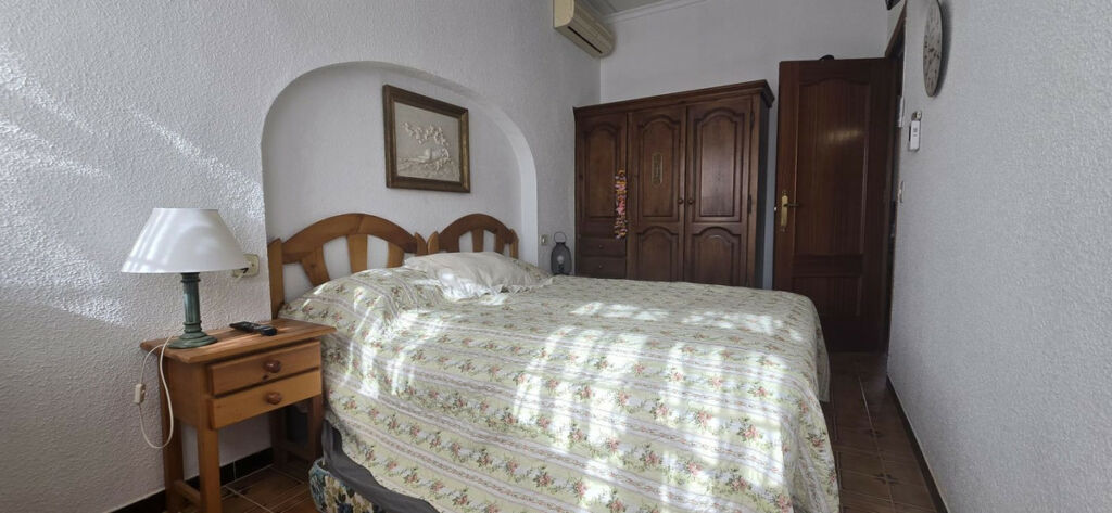 Semi-Detached House Torrevieja Alicante - image 13