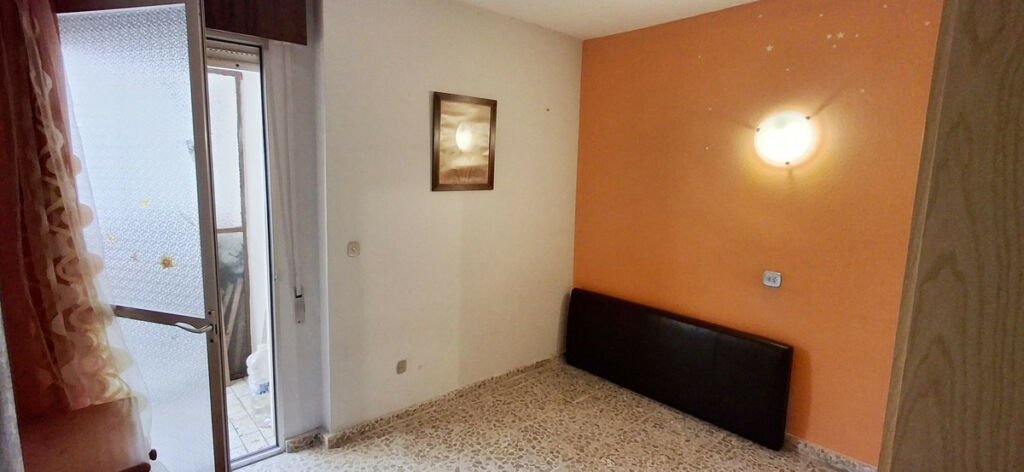 Middle Floor Apartment Los Boliches Málaga - image 13
