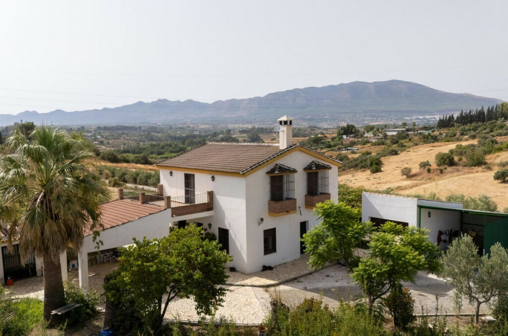 Detached Villa Cártama Málaga - image 16