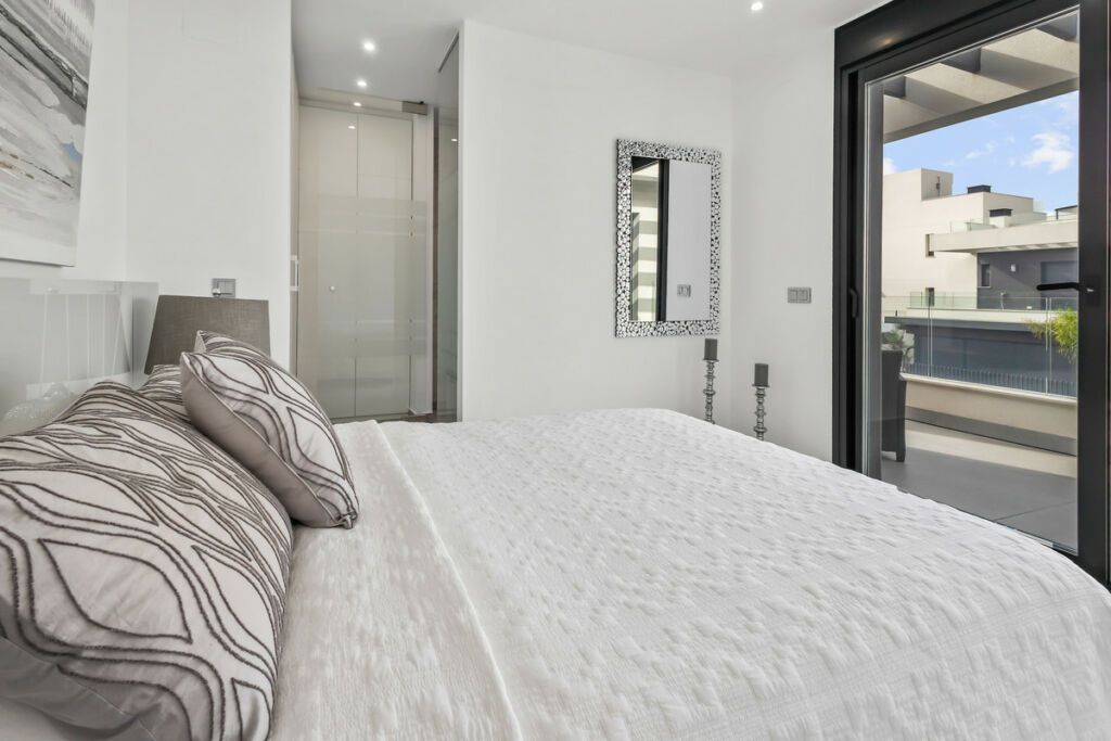 Detached Villa Algorfa Alicante - image 13